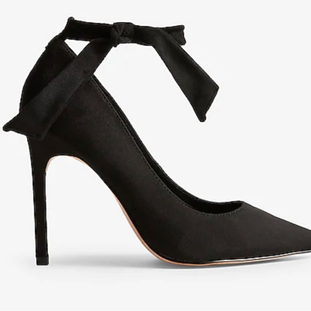Ankle Tie Pumps